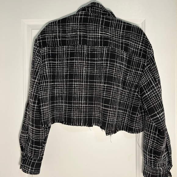 Black Jacket / Blazer - Picture 2 of 2